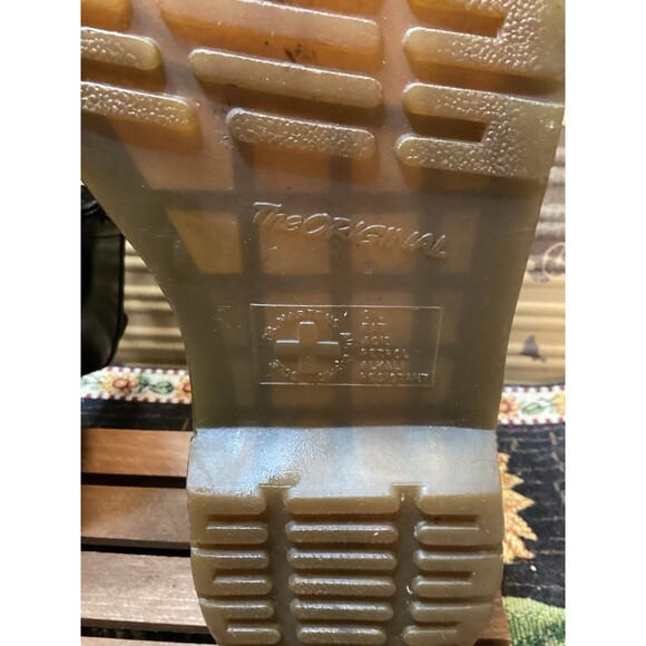 Dr. Martens Airwair Original Smooth Leather Black Boots #11821 Made In England 7 - Picture 13 of 16